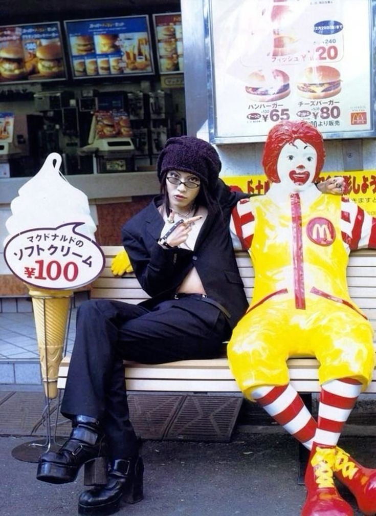 Miyavi- visual kei