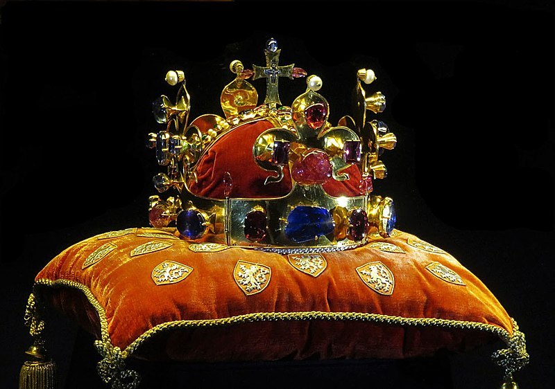   La couronne de Saint Wenceslas