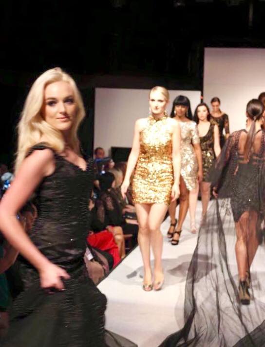 Modèle Samantha Renee Fashion Extreme 3 Paris