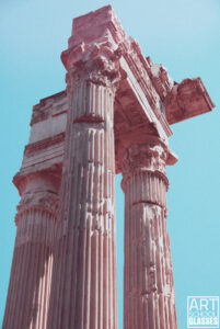 Temple de Vespasien et de Titus sur le forum de Rome