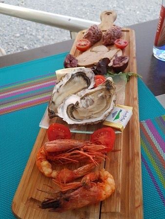 Fruits de mer et fraîcheur à la Rotonde de Menton.