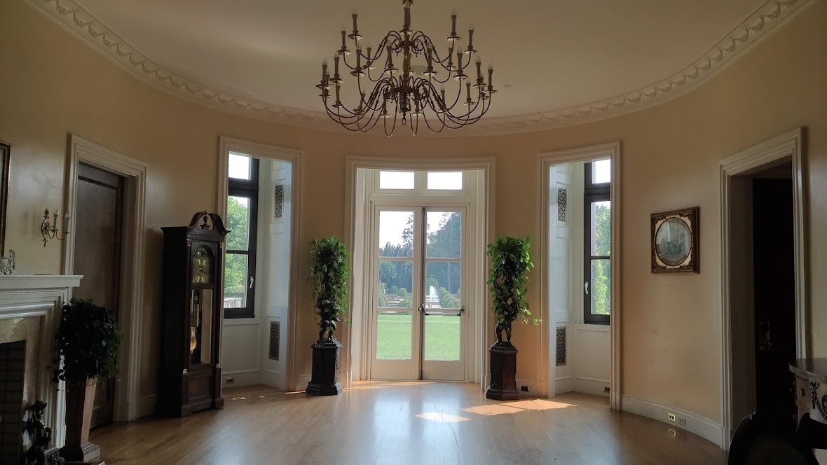 Intérieur du Oheka Castle,