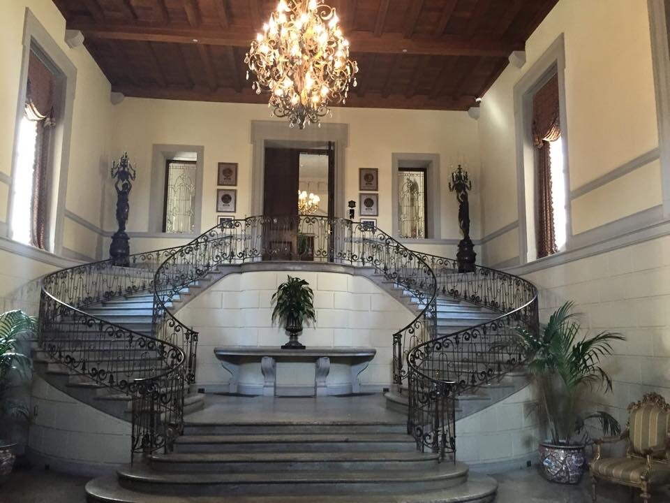 Intérieur du Oheka Castle,