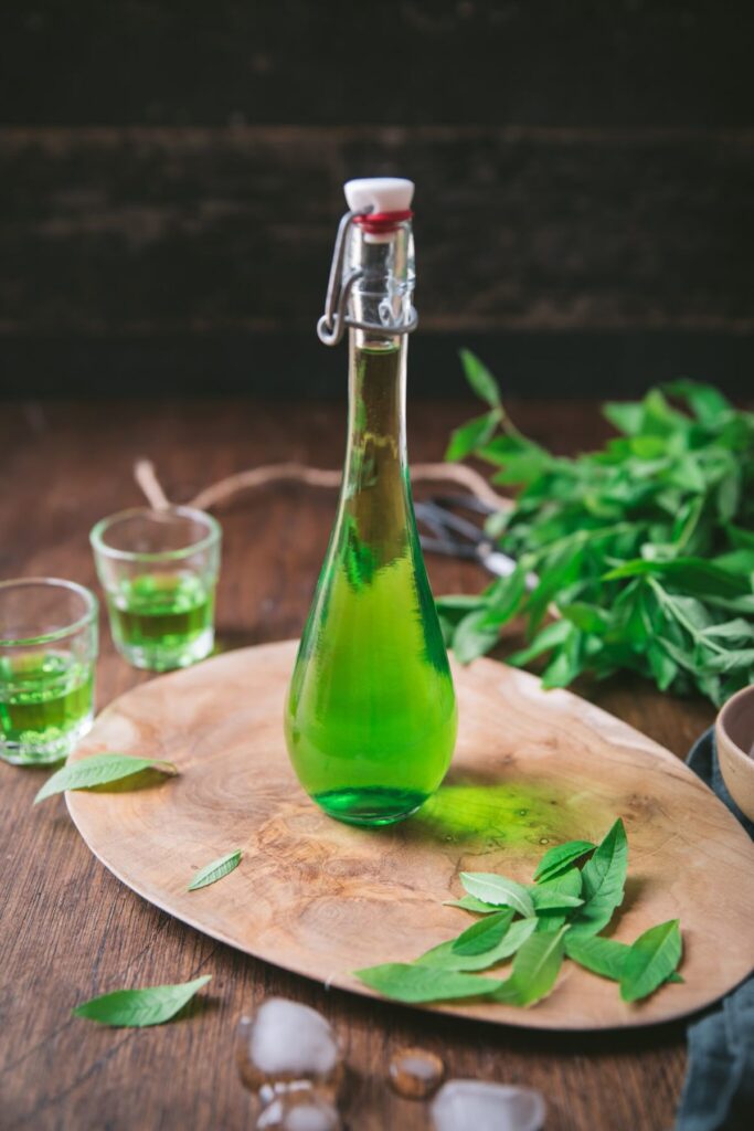 Liqueur de verveine maison