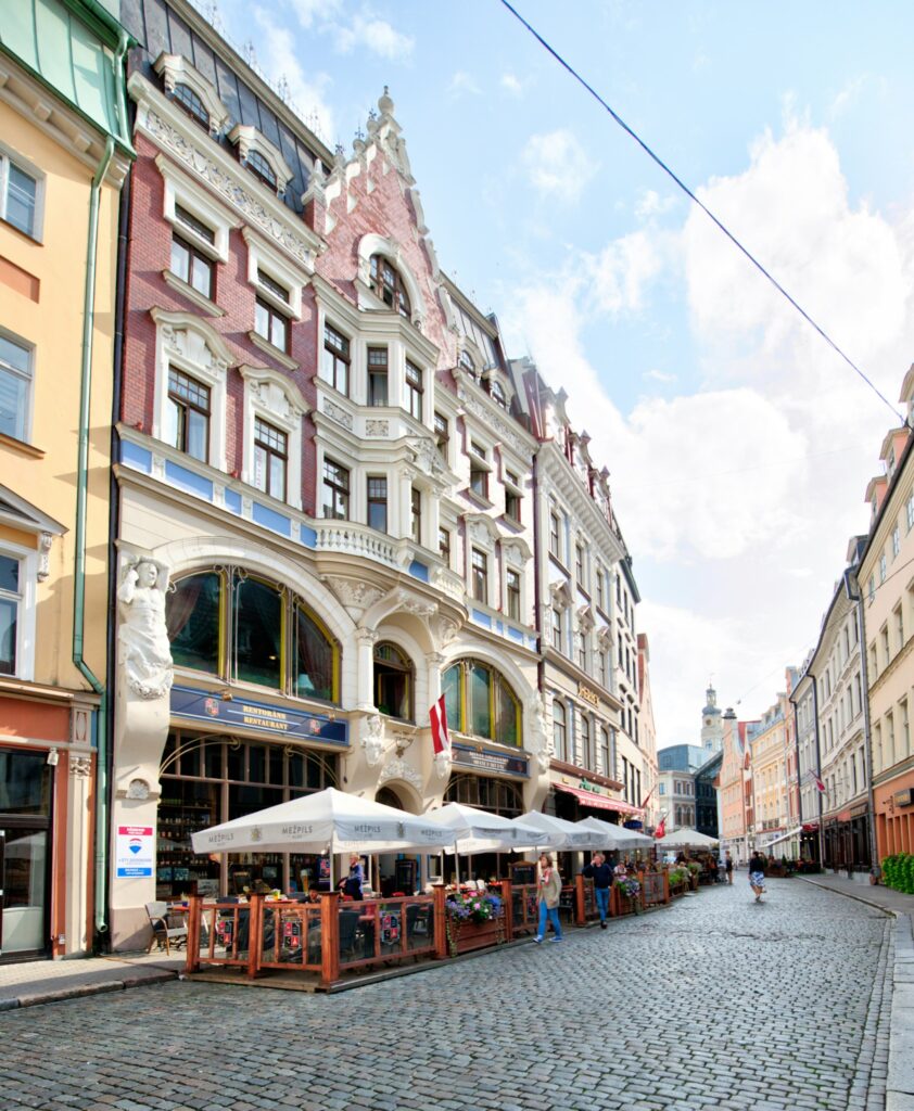 Riga café dans la vieille ville Vecriga