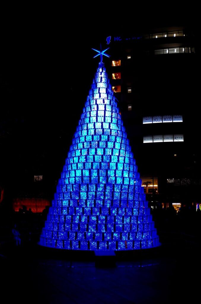 Le sapin de Noel à leds de Roppongi à Minato-Ku