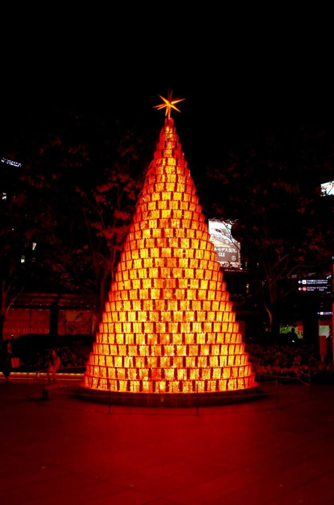 Le sapin de Noel à leds de Roppongi à Minato-Ku