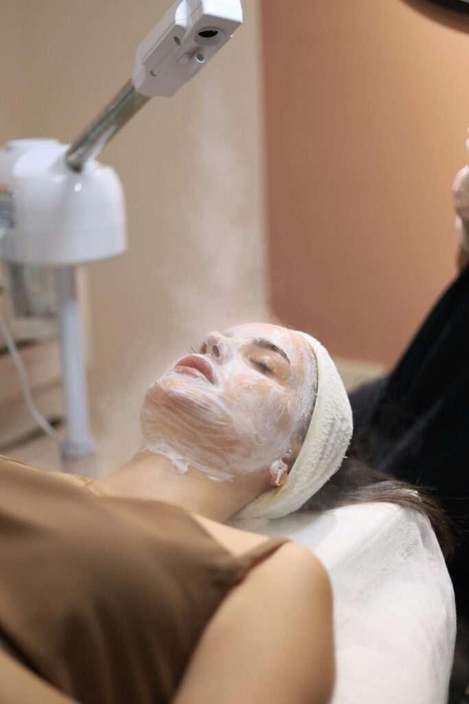 Vapeur magique pour le visage