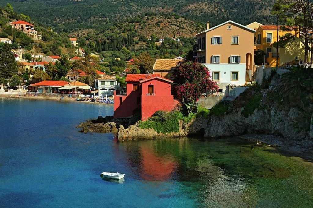 Assos. Cephalonie pani_z_klasa