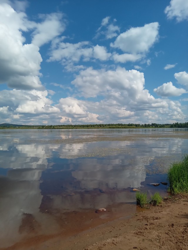 Finlande Oh, le souvenir de ces jours d'été insouciants restera comme une douceur sur la langue.