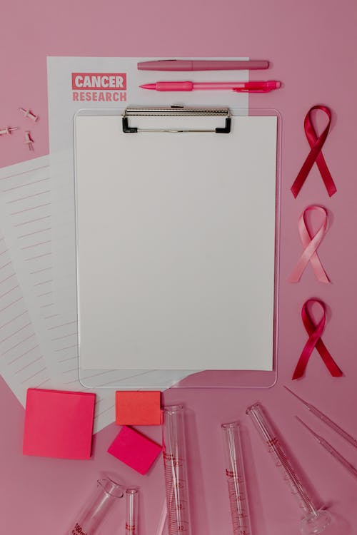 Kaleos s'engage dans la lutte contre le cancer du sein en s'associant avec la fondation Contigo.