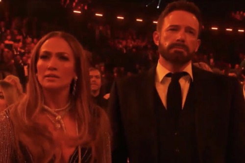 Jennifer Lopez & Ben Affleck plus tu regardes cette photo plus elle devient drôle