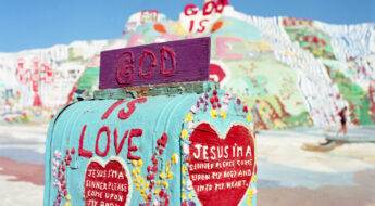 Salvation mountain © William Mark Sommer