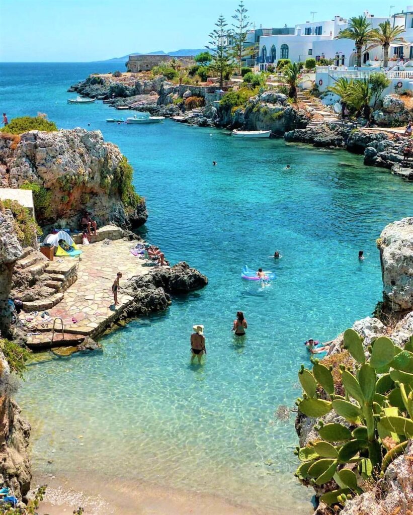 Kýthira, Greece by mash_too_rah