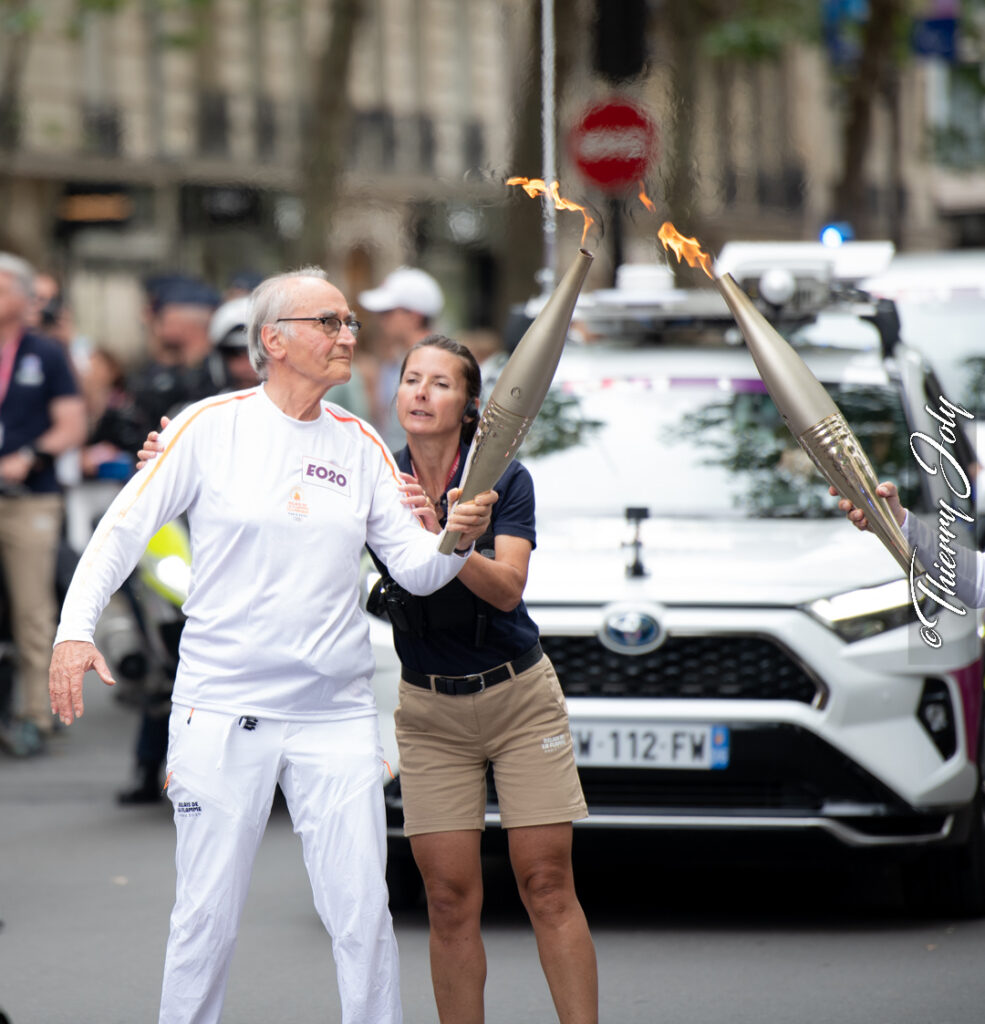 Relais de la flamme Bertrand Bellon - Photos Thierry Joly