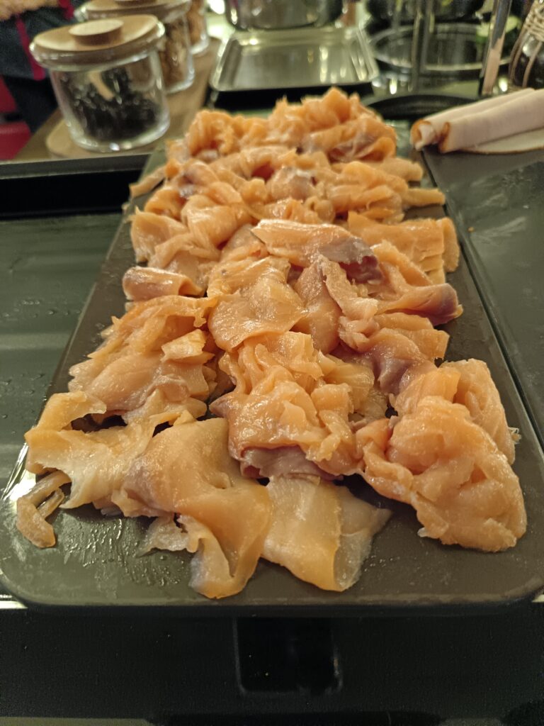 Tous les palais et les papilles trouvent leurs gouts- Hotel Trianon Paris Rive Gauche.