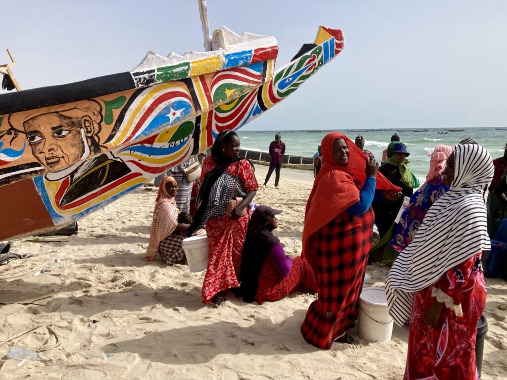 Plage de Nouakchott près du marché aux poissons.
