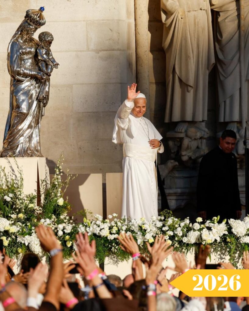 le pape Léon XIV s’y trouve, rendant témoignage à la foi toujours vivante de la Fille aînée de l’Église, qui semble refleurir.